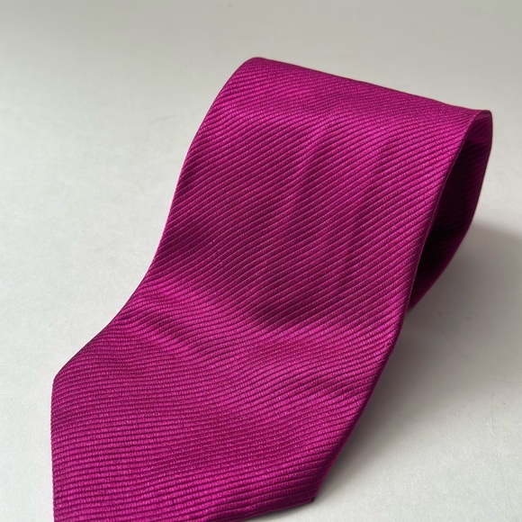 Fendi Men’s Silk Tie Made In Italy - Picture 1 of 5